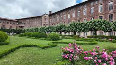 Toulouse 2. Bölüm Fragman