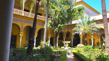 Palacio de Las Duenas