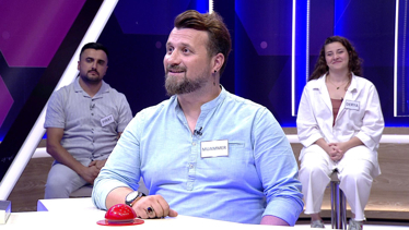 Yumuşak, yüzü ince yapılı bir deri türü