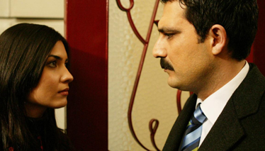 Ihlamurlar Altında 33. Bölüm