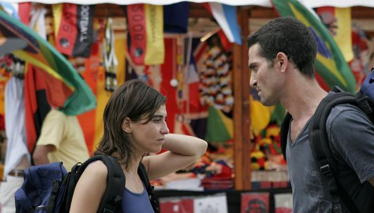 İki Yabancı (Strangers)