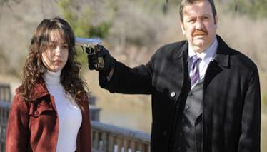 Öyle Bir Geçer Zaman Ki 101. Bölüm