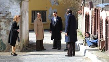 Öyle Bir Geçer Zaman Ki 105. Bölüm