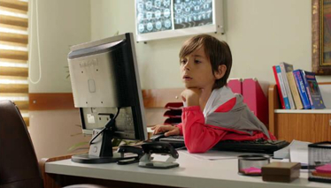 Mehmetcan, her şeyi öğreniyor