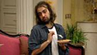 Orçun, dedikodu yapıyor