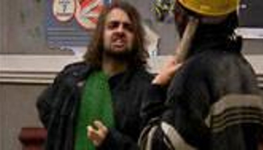 Orçun, Selahattin'in peşine adam takıyor