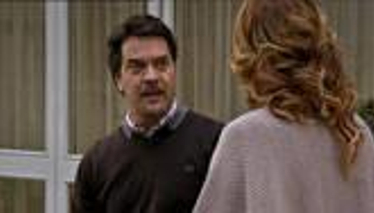 Rıza, Deniz'in kendisine büyü yaptığını sanıyor