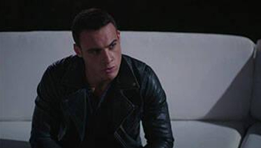 Zeynep, Kerem'e öfkelidir