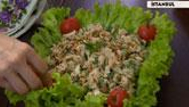 Tahinli Tavuk Salatası