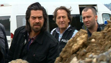 Arka Sokaklar 205. Bölüm