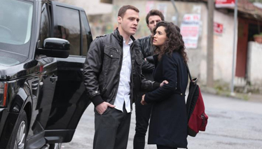 Güneşi Beklerken 37. Bölüm