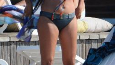 Evrim Solmaz tatilde