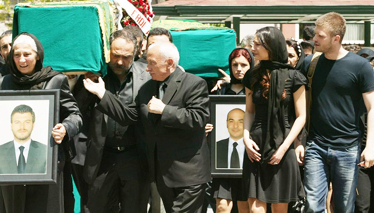 Menekşe ile Halil 36. Bölüm