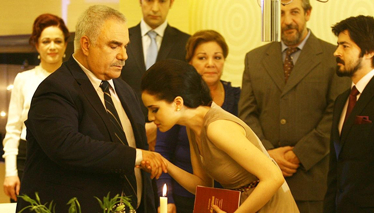 Yaprak Dökümü 153. Bölüm