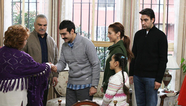 Yaprak Dökümü 97. Bölüm