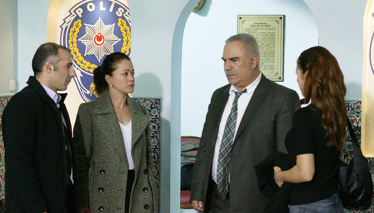 Yaprak Dökümü 95. Bölüm