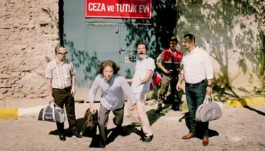 ÇAKALLARLA DANS 2 - Fragman