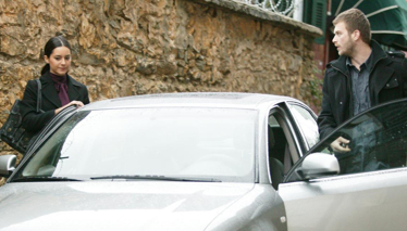 Menekşe ile Halil 12. Bölüm