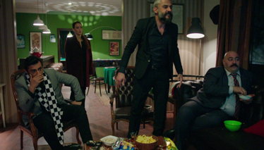 Bu alemde ofsayt bilen kadını tek geçerim!