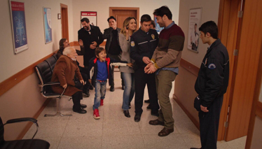 Sinem ve Ali perişan durumda!