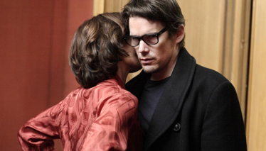 GİZEMLİ KADIN - Fragman