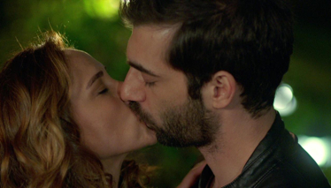 İşte Poyraz'ın, aşkını gösterme şekli!