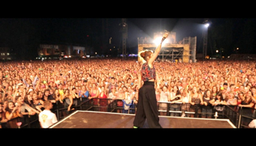 ZAZ 1 Ocak Cuma 15:15'te!