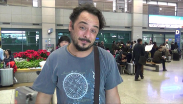 10 saatlik uçuştan sonra Burak...