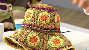 Kağıt İpten Motifli Şapka Uygulaması