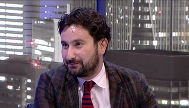 "Aşk Kocaman Bir Fil Gibidir!"