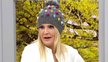 Derya Baykal'la Gülümse Hem Bere Hem Boyunluk Uygulaması