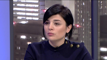 Gonca Vuslateri: Lafa Giriyor… Bak Girdi!