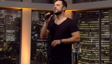 Özgün "Bu Kadar mı Zor"  Performansı