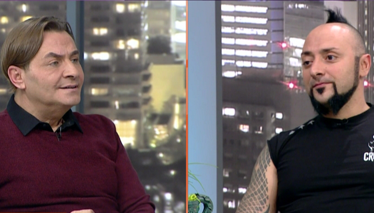 "Saçım normal olsa bile gözüm farklı"