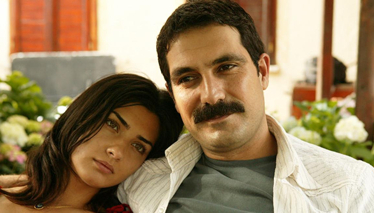 Ihlamurlar Altında | Fragman