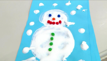 Kar Boyama Aktivitesi