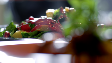 Kırmızı Şarap Ve Sebzeli Dana Ciğer Tencere Yemeği