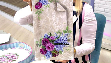 Pano Üstüne Dekopaj ve Stencil Uygulaması