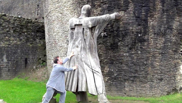 Galler'in en büyük kalesi 'Caerphilly Kalesi'