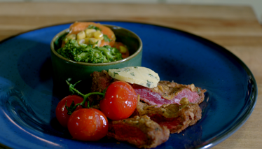 Taze Baharatlı Tereyağı İle Dana Schnitzel 