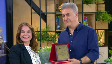 Yemeğini Paylaşan Adam Haluk!