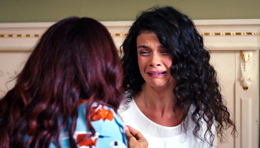 Kızının hamile olduğunu öğrendi!