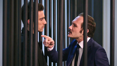 Doğum gününde evi silahla tarandı!