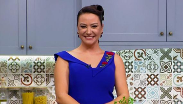 Ezgi Sertel'le Kadınlar Bilir 50. Bölüm - 15.12.2017