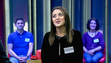 Alfabeyi deneyerek buldu!