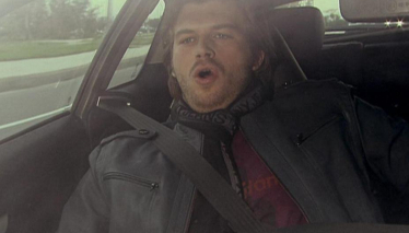 "Anne olmak için çok hızlısın,iyi ki doğurmamışsın"