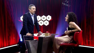 Şala benzer uzun omuz atkısı!