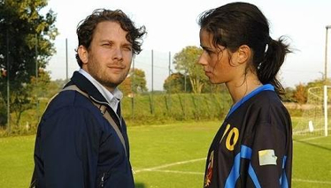 KIZLAR TAKIMI - Fragman