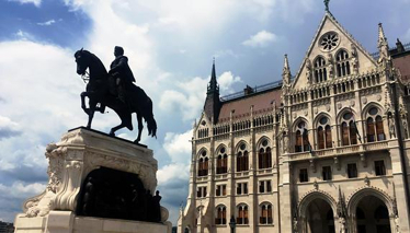 Çok Gezenti  Budapeşte Fragman