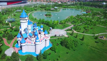 Masal Şatosu büyülüyor!